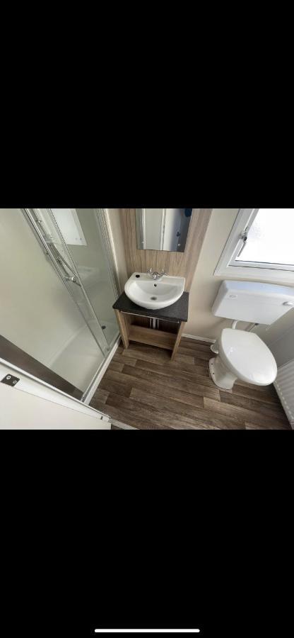 Pg173 Golden Palm Resort 6 Berth Caravan With Decking Чапъл Сейнт Лионардс Екстериор снимка